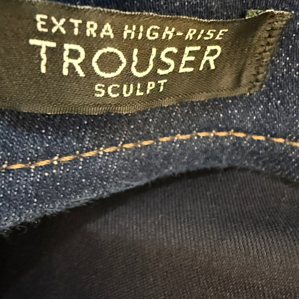 White House Black Market Navy Denim Jeans Extra High Rise Sculpt Size 10 32”InS - Picture 7 of 7
